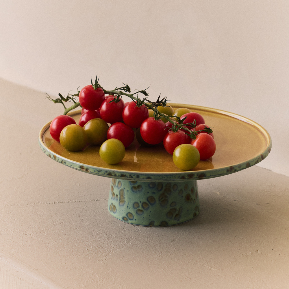 70s Ceramics: Plateau